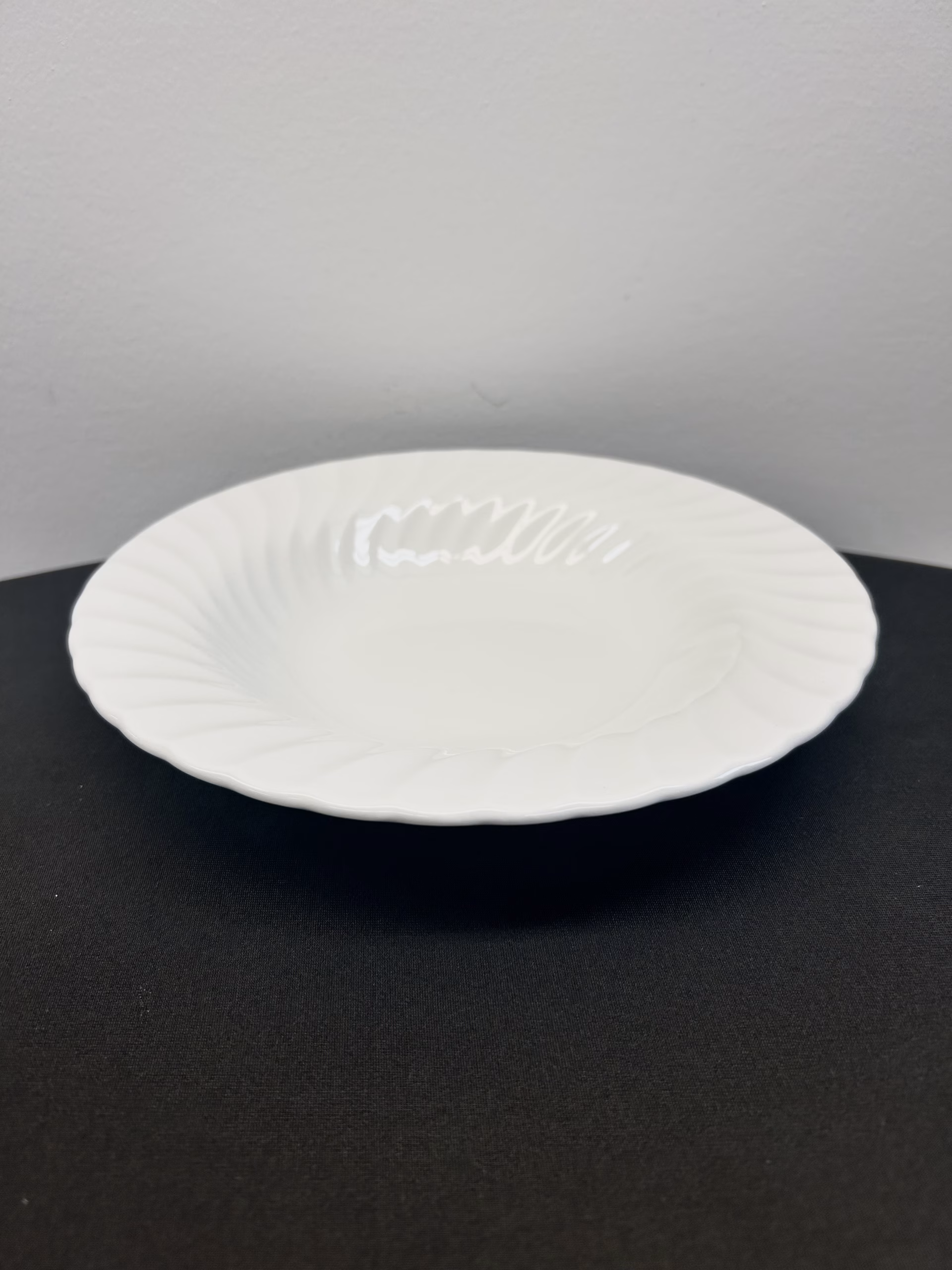 Elegance Dinnerware - Image 2
